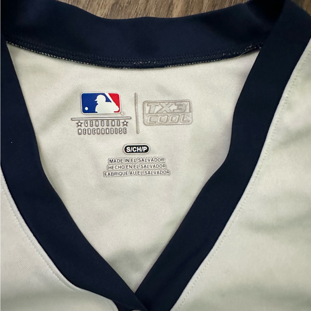 New York Yankees baseball Tee - Picture 2 of 7